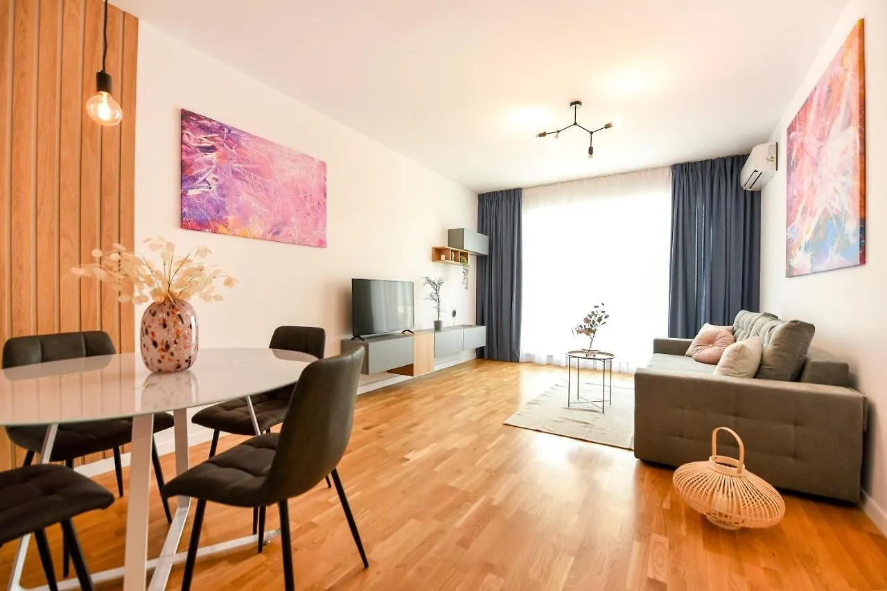 Eye Candy Romexpo 2-Bedroom With Free Parking Βουκουρέστι