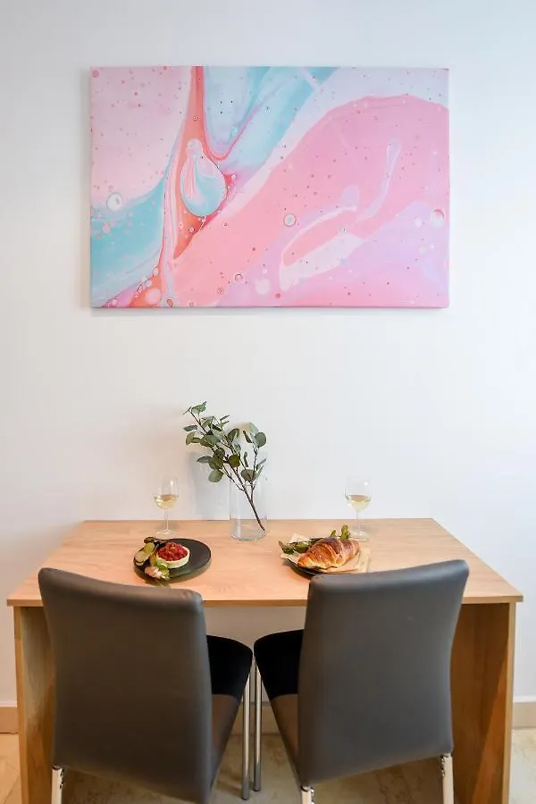 Eye Candy Romexpo 2-Bedroom With Free Parking Βουκουρέστι 0*,