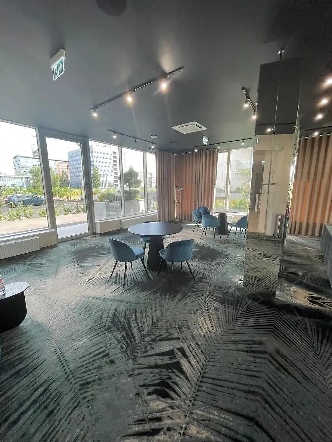 Eye Candy Romexpo 2-Bedroom With Free Parking Βουκουρέστι