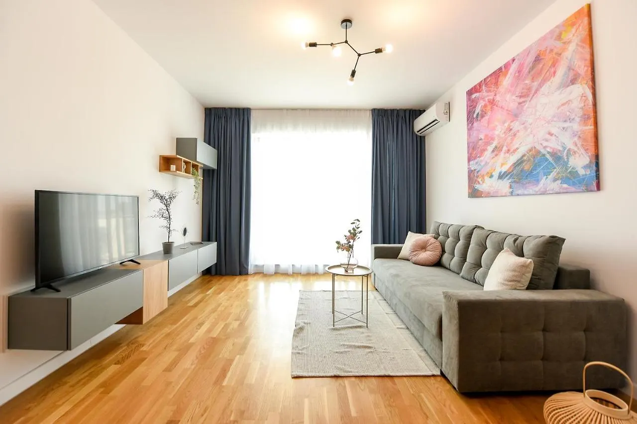 Eye Candy Romexpo 2-Bedroom With Free Parking Bucharest Apartment