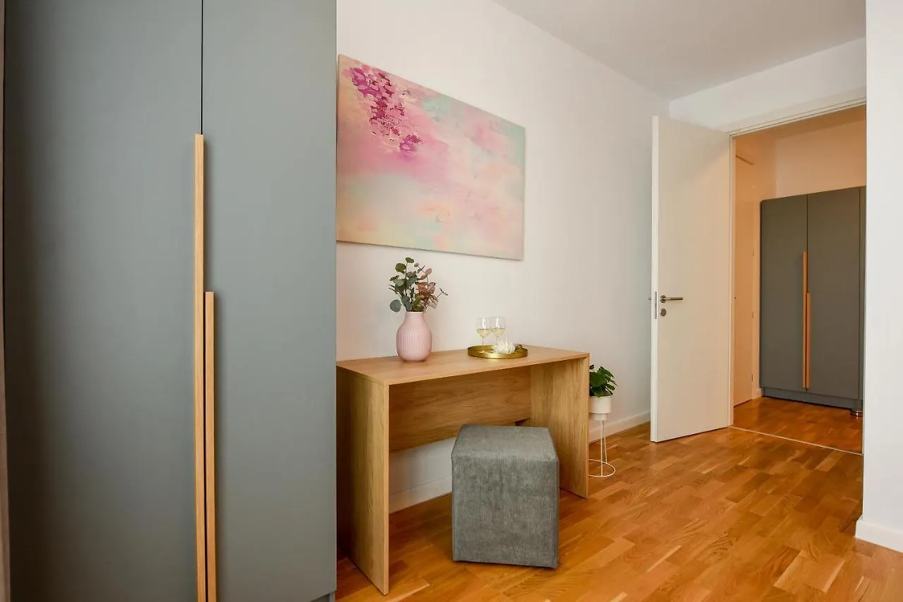 Eye Candy Romexpo 2-Bedroom With Free Parking Bucharest 0*,  Romania