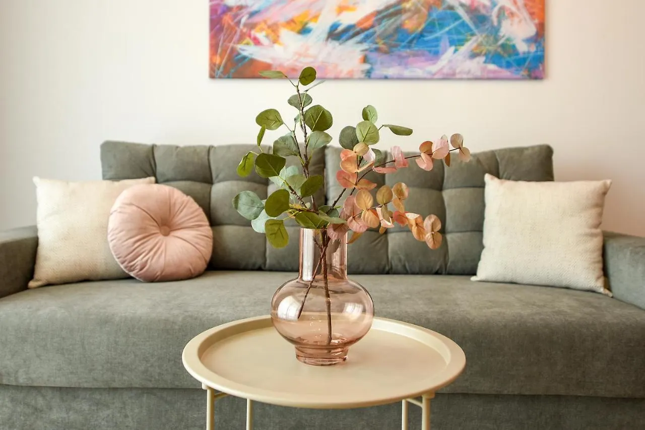 Apartamento Eye Candy Romexpo 2-Bedroom With Free Parking Bucareste